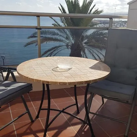 Διαμέρισμα Atico La Marina *